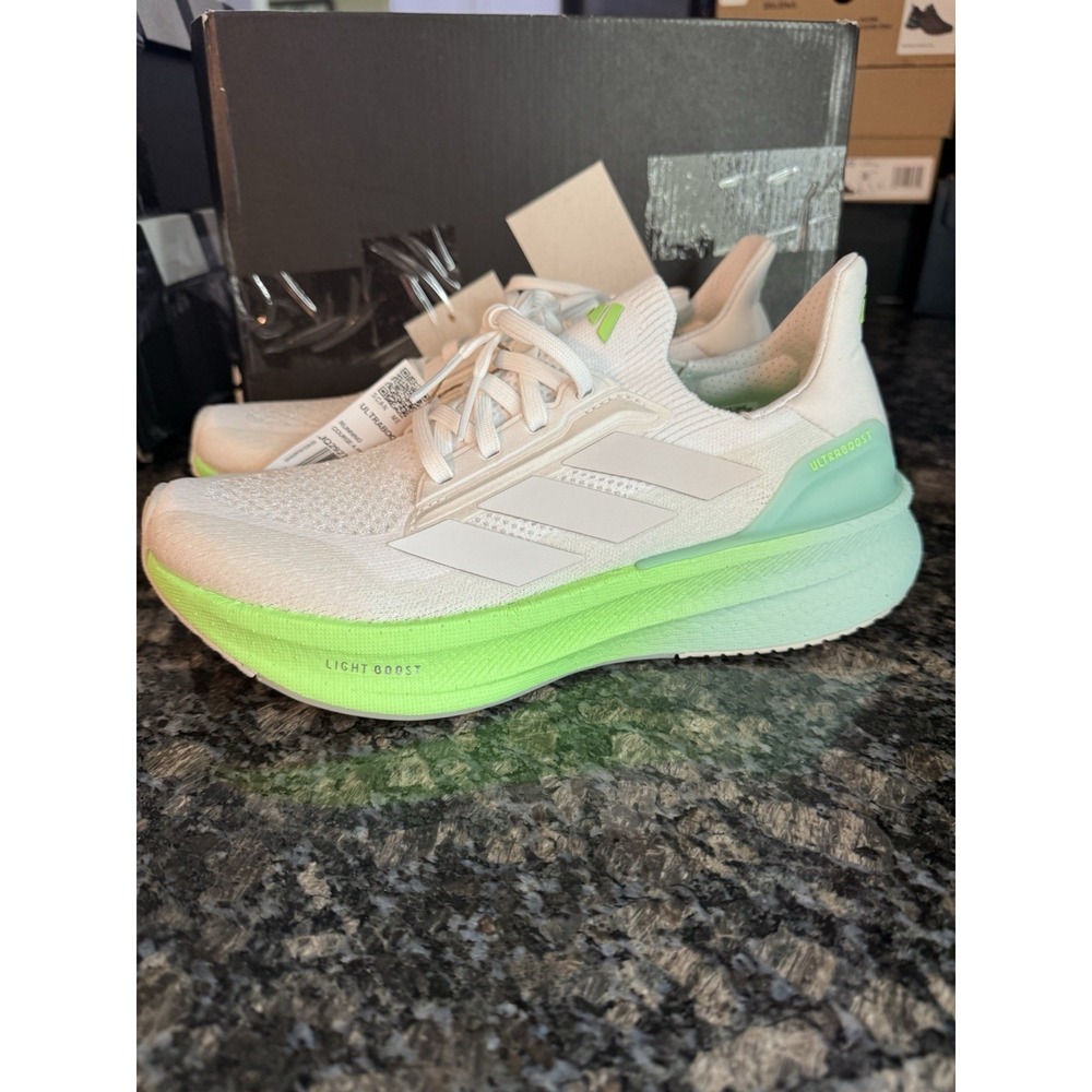 Adidas Women -‎ Ultraboost 5X - Cloud White/Dash Grey - JQ2927 Sz 7.5 Shoes